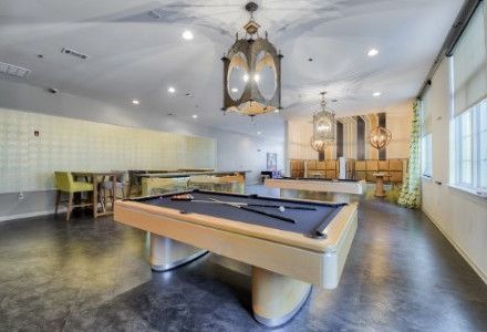 monarch-815-clubhouse-pool-table.jpg